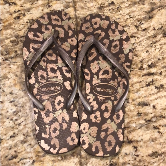 ladies gold havaianas flip flops